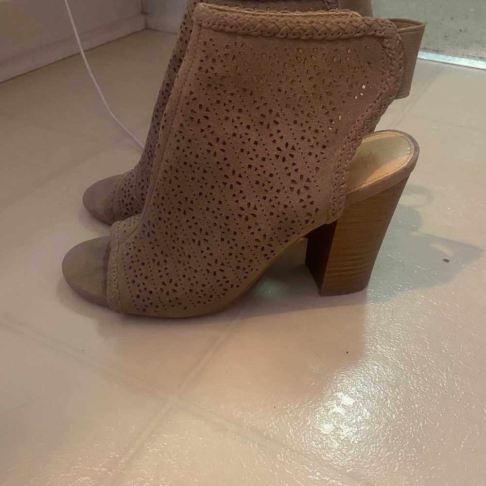 Lauren conrad heeled booties